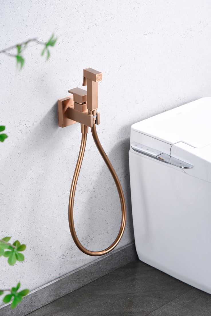 MITIGEUR ENCASTRE POUR BIDET CARREE OR ROSE BROSSE RDM003//ORC