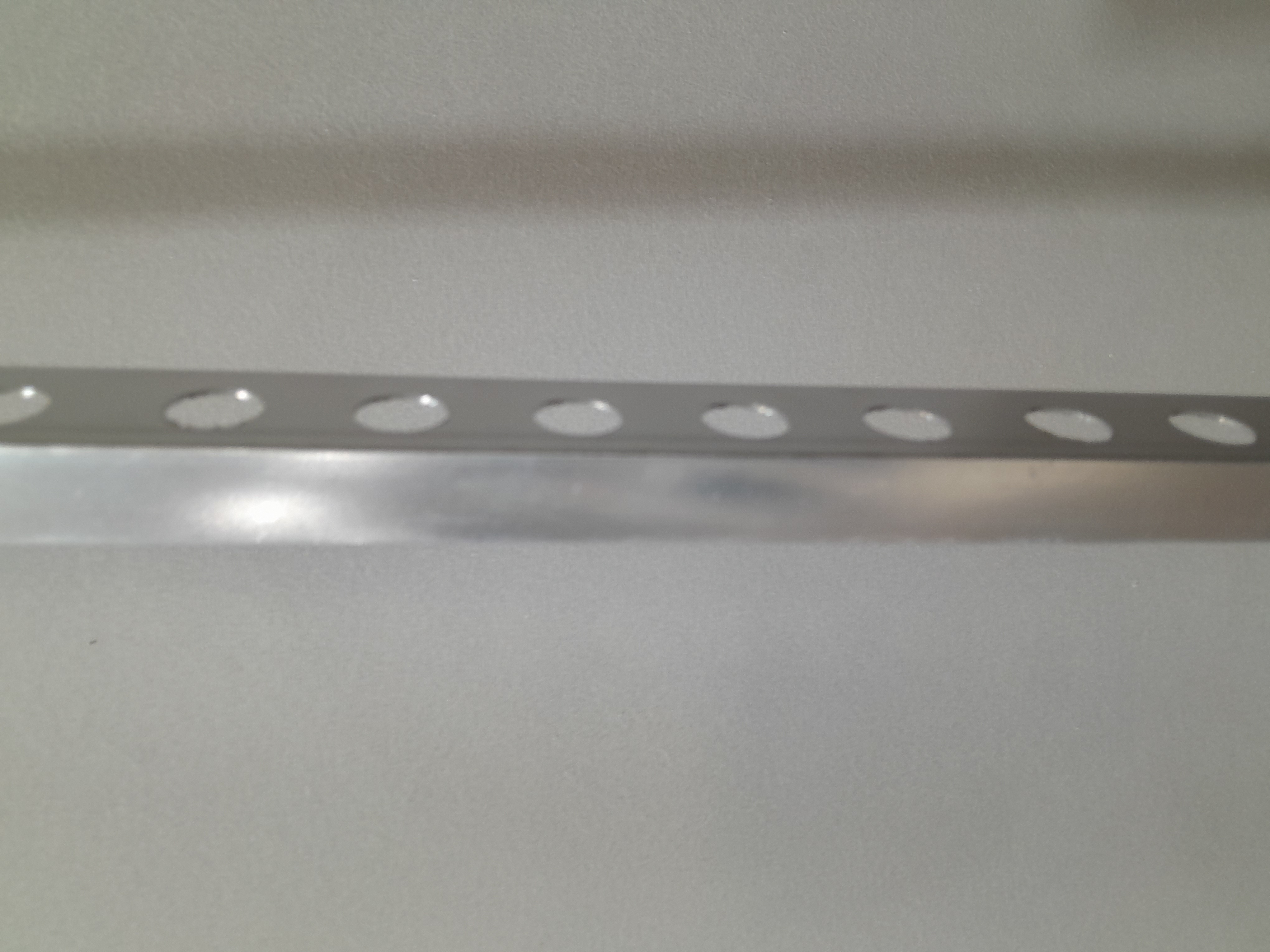BAGUETTE DE FINITION  12 MM DROITE ALU COULEUR ALU BRILLANT