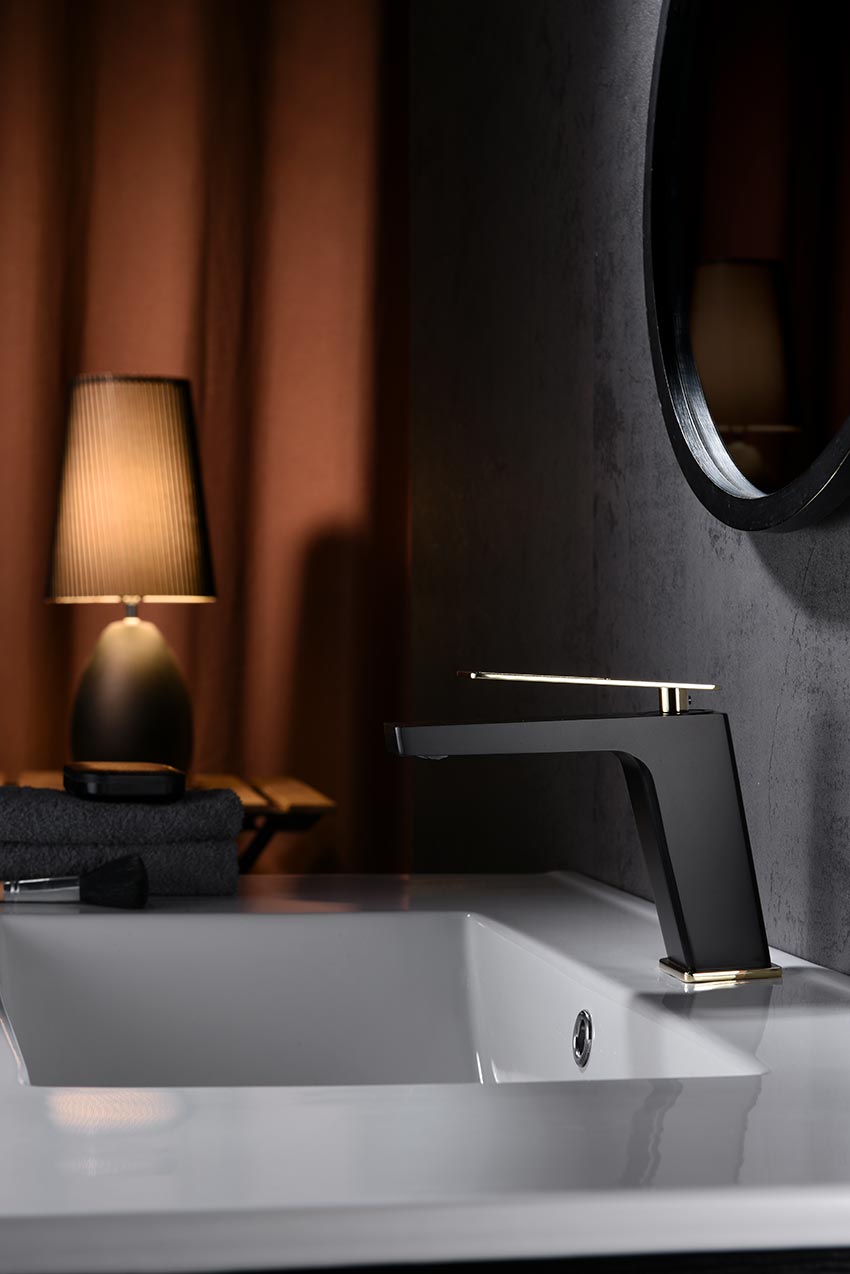 MITIGEUR MONOCOMMANDE NOIR MAT / OR BRILLANT BDC032-1GOLD
